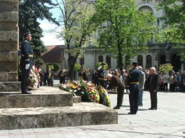 Položeni vijenci na spomenike antifašistima u Banjoj Luci