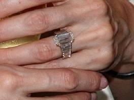 Zaručnički prsten Angeline Jolie