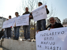 Hidrogradnje nudi radnicima dvije plaće, dio radnika blokirao zgradu