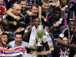 Igrači Lyona slave osvajanje Francuskog kupa (Foto: AFP)