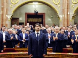 Mađarska: Predsjednik Ader neće ići na samit u Ukrajinu