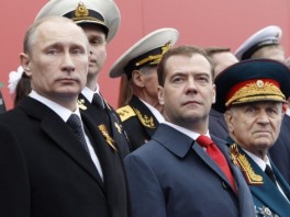 Putin i Medvedev (Foto: AFP)
