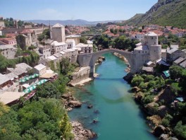 Turneja započela sa Starog mosta u Mostaru