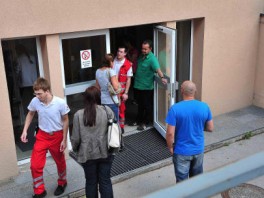 Austrija: Otac sina ranio ispred škole, a potom se ubio