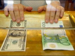 Drastičan pad eura u odnosu na dolar
