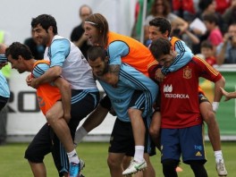 Reprezentativci Španije na treningu (Foto: AFP)