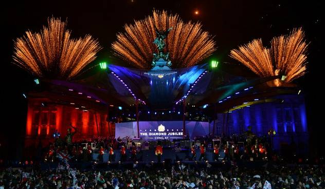 Spektakularni vatrometa (Foto: AFP)