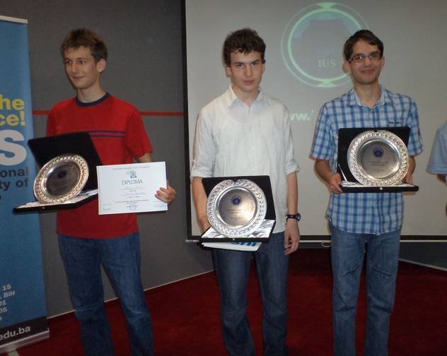 Andrej, Ishak i Daniel na IUS-u