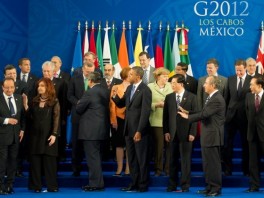Svjetski lideri na samitu (Foto: AFP)