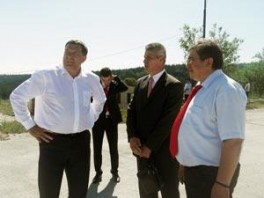 Milorad Dodik s privrednicima u Han Pijesku (Foto: SRNA)