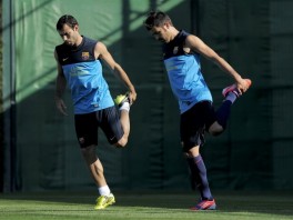 Javier Mascherano i David Villa (Foto: AFP)