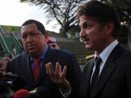 Hugo Chavez i Sean Penn (Foto: AFP)