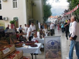 Otvoren Sajam vina i meda u Trebinju