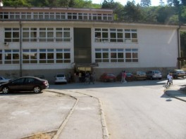 Škola u Srebrenici (Foto: SRNA)