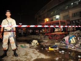 Eksplozije u Karačiju (Foto: AFP)