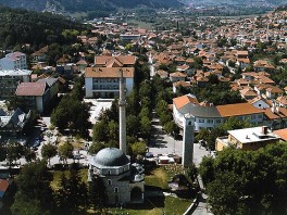 Bivši policajci napali crnogorskog novinara uz prijetnju "Krvi ću ti se napiti"
