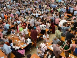 Posjetioci na Oktoberfestu popili sedam miliona litara piva