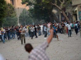 Sukobi grupa koje su za i protiv predsjednika (Foto: AFP)