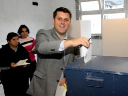 Najviše glasova u Srebrenici ima Ćamil Duraković