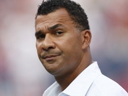Gullit: Chelsea treba naći zamjenu za Torresa