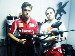 Alonso i Massa puškama "prijete" Vettelu