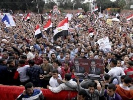 Egipat: Demonstranti širom zemlje palili urede Muslimanske braće