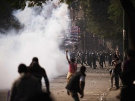 Sukob demonstranata i policije (Foto: AFP)