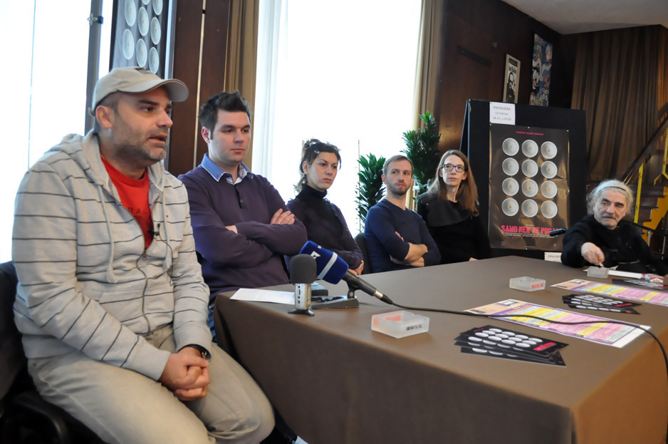 Režiser, dramaturg, glumci, kostimografkinja i direktor Pozorišta mladih Sarajevo (Foto: Nedim Grabovica/Klix.ba)