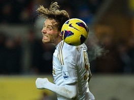 Michu i Iago Apas debituju za "furiju" protiv Urugvaja