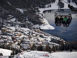 Prejak franak otjerao skijaše iz Švicarske