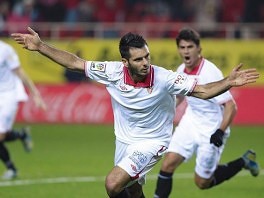 Emir Spahić slavi gol protiv Osasune