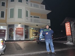 Prodavnica koju su razbojnici pokušali opljačkati (Foto: Oslobođenje)
