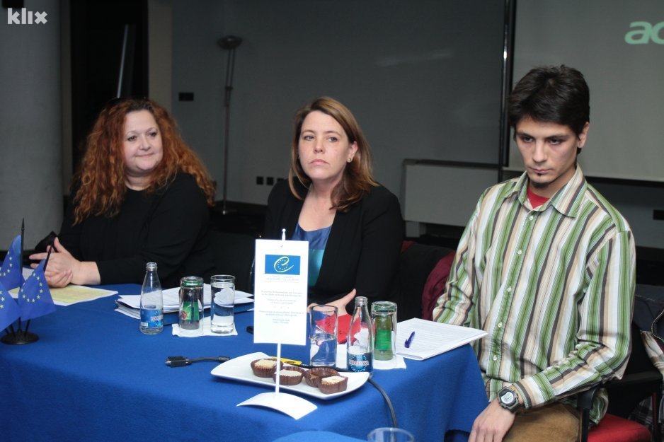 Ljiljana Zurovac, Mary Ann Hennessey i Stefan Pejović (Foto: Feđa Krvavac/Klix.ba)