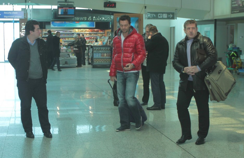 Safet Sušić i Elvir Baljić na Sarajevskom aerodromu (Foto: Feđa Krvavac/Klix.ba)