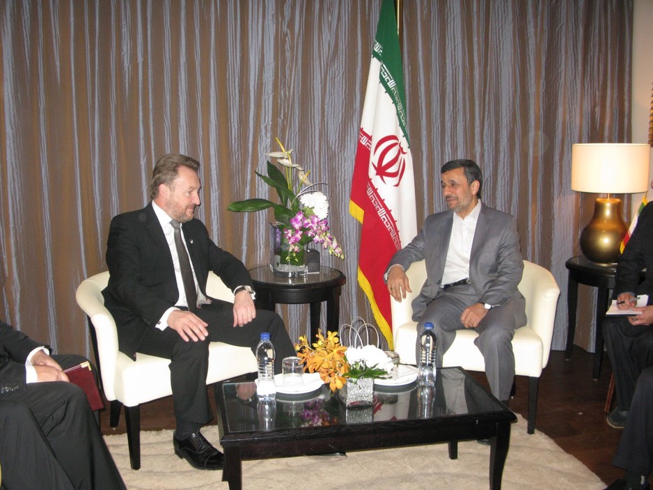 Izetbegović sa predsjednikom Islamske Republike Iran Mahmoudom Ahmadinedžadom
