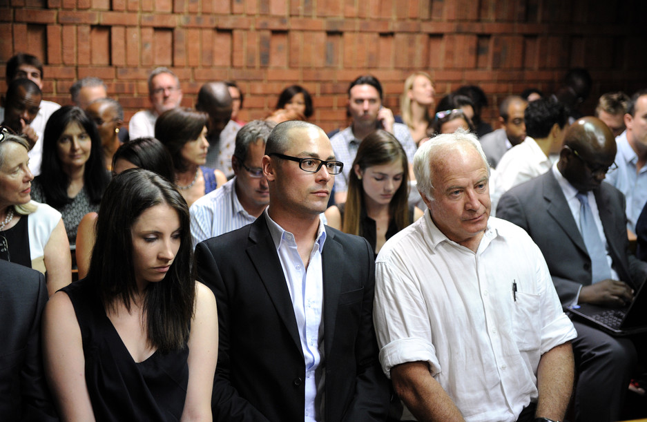 Pistoriusovi sestra, brat i otac (Foto: AFP)
