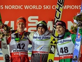 Kamil Stoch, Peter Prevc i Andres Jacobsen (Foto: AFP)