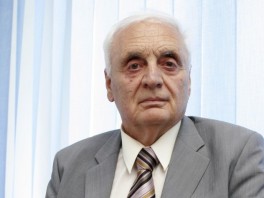 Prof. dr. Ćazim Sadiković
