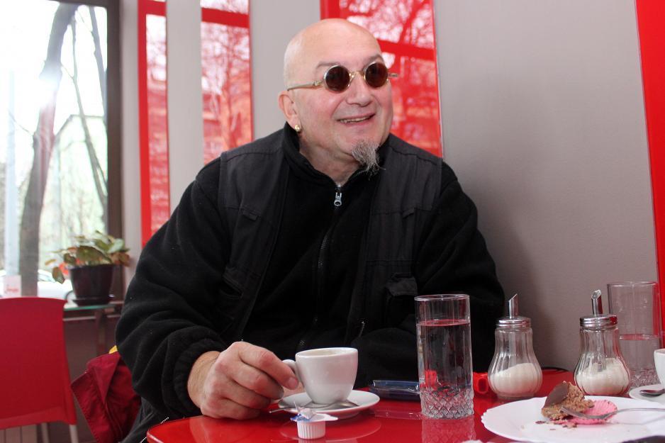 Mirsad Abdagić Kike u svojoj omiljenoj slastičarni (Foto: Davorin Sekulić/Klix.ba)