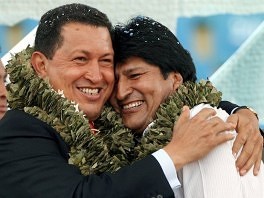 Evo Morales i Hugo Chavez (Foto: AFP)
