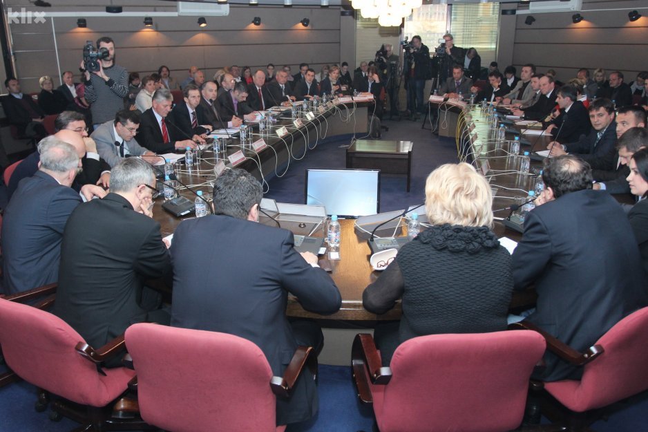 Današnja sjednica počela je burnom raspravom (Foto: Feđa Krvavac/Klix.ba)