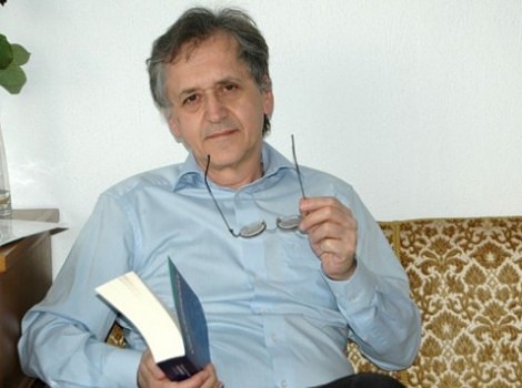 Profesor Edin Šarčević
