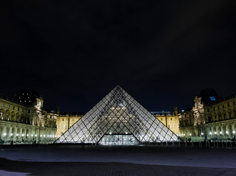 Muzej Louvre u Parizu (Foto: AFP)