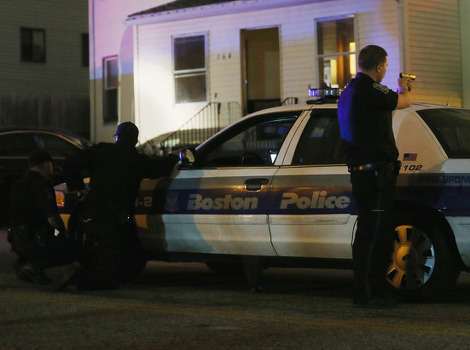 Pucnjava u Bostonu: Ubijen policajac, ubica se skriva u kampusu MIT-a