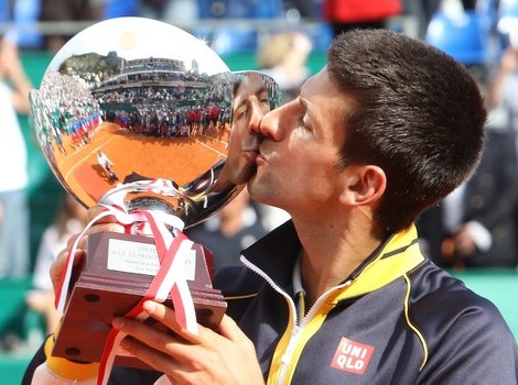 Đoković sa trofejom (Foto: AFP)