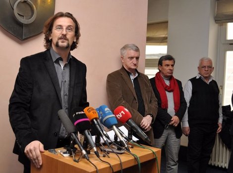 Ministar Damir Marjanović i sindikalisti nakon jednog od sastanaka