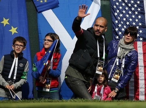 Pep Guardiola s porodicom (Foto: AFP)