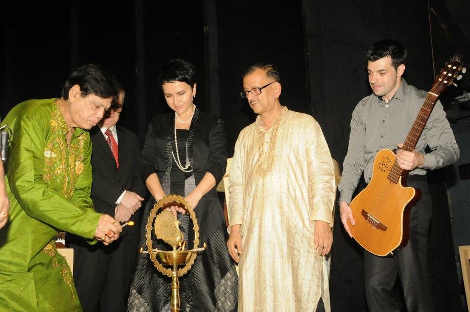 Amira u Indiji