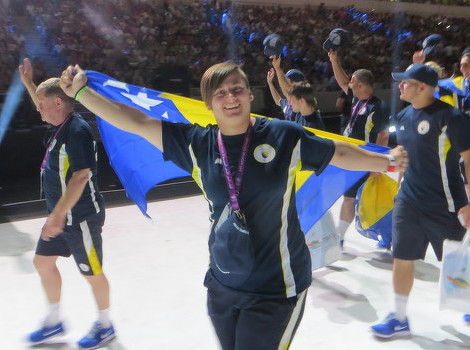 Amel Mekić osvojio srebro, Larisa Cerić bronzanu medalju