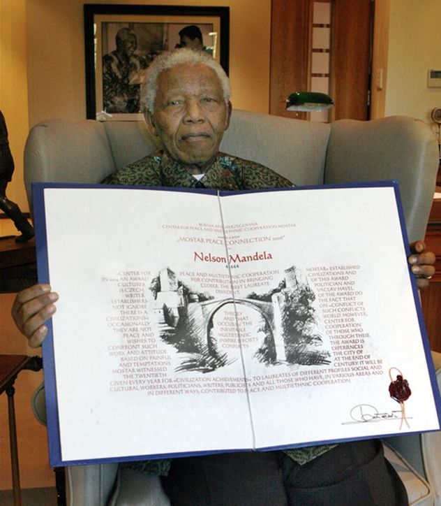 Mandela s nagradom Mostar 2006